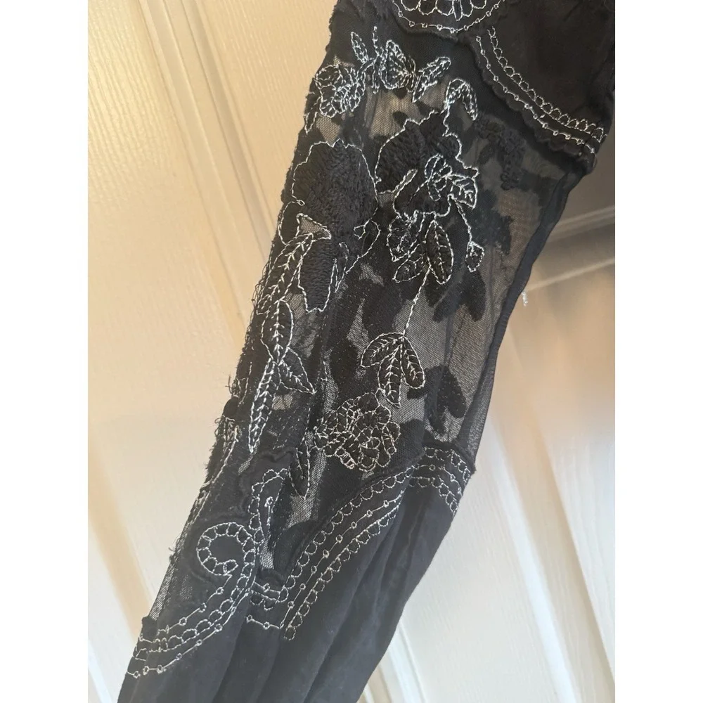 Free People Babydoll Top Wmn Small Black Embroidered Mesh Lace Long Sleeve Boho